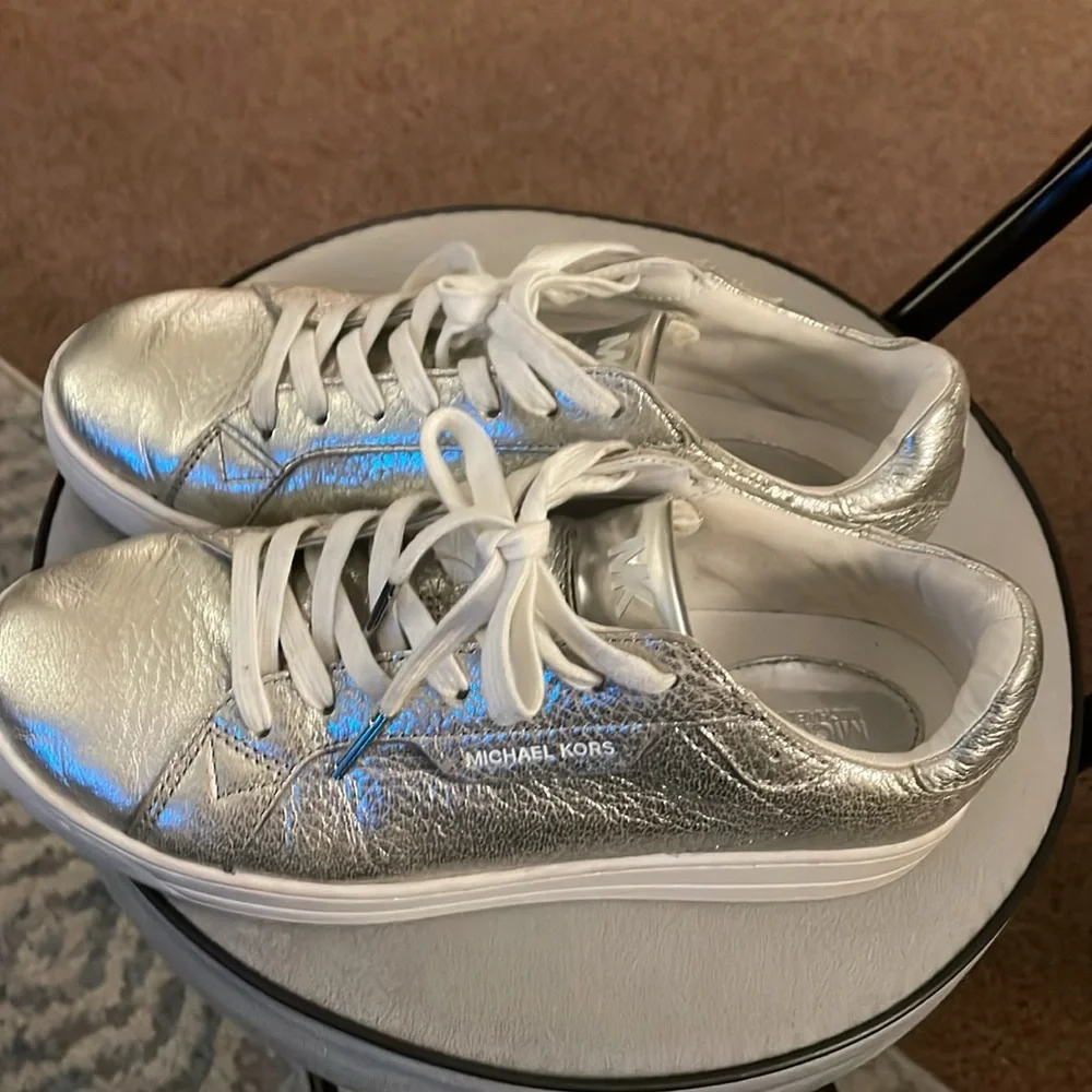 Michael Kors, tennis shoes - Picture 2 of 4